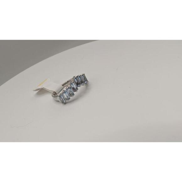 Silver Chevron Ring with Blue Gemstones, Size 7 - Picture 4 of 8